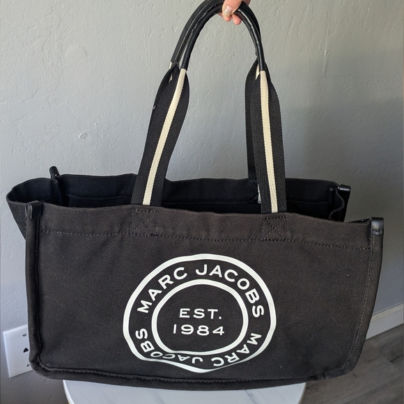 MARC JACOBS CANVAS LARGE TOTE BLACK. - Picture 4 of 15